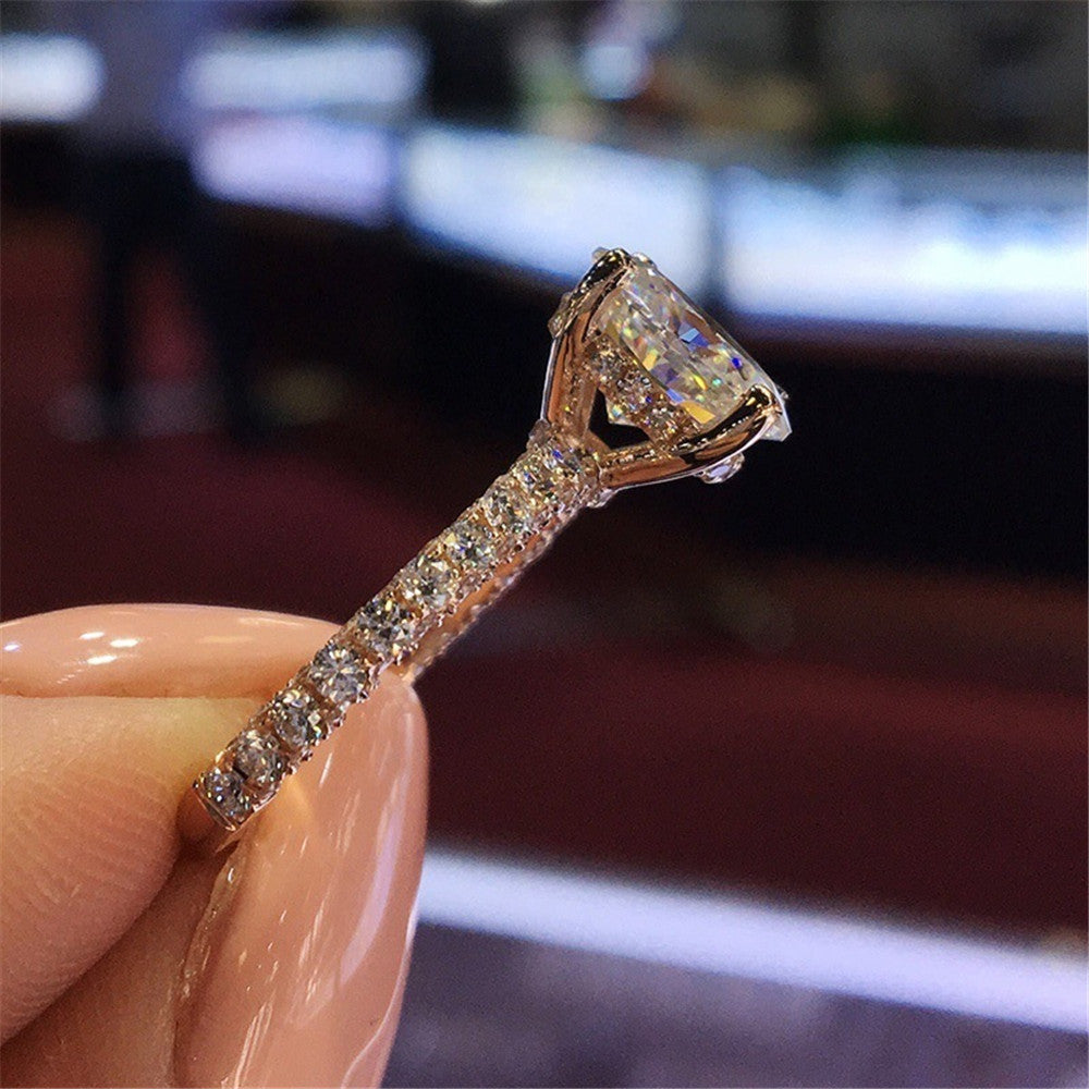European and American fashion women's engagement diamond ring