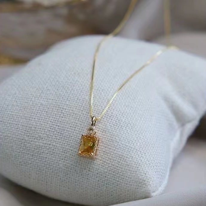 Fashion Personality Citrine Yellow Zircon Necklace