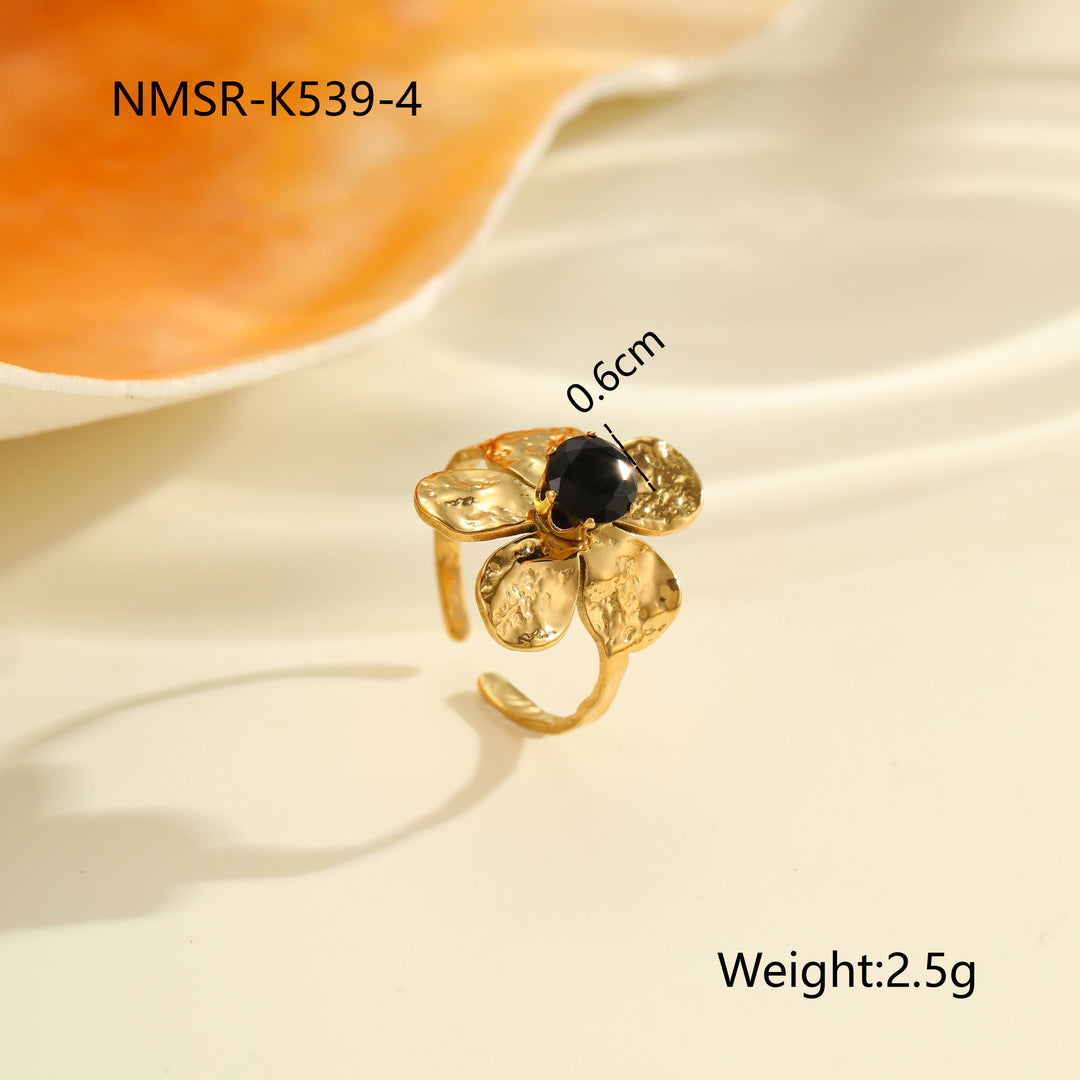 Inlaid Zircon Titanium Steel Ring For Women
