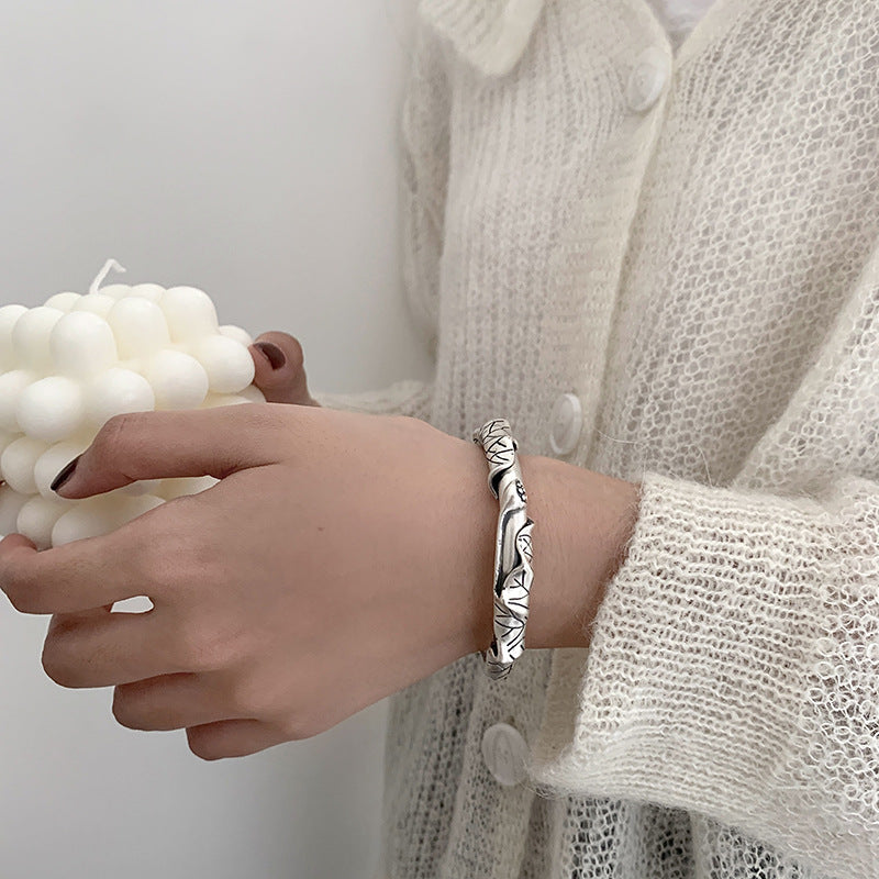 Retro Personalized Lotus Bracelet For Women