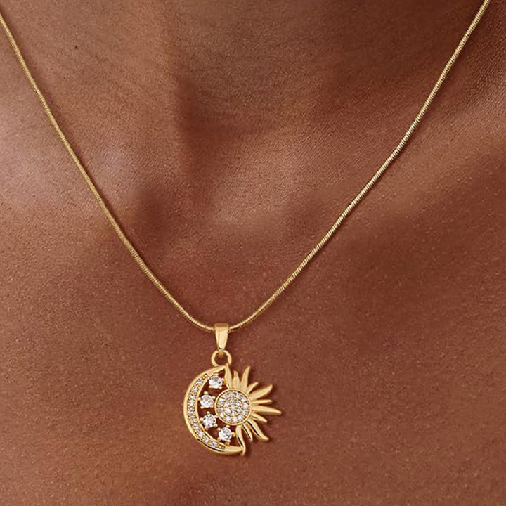 European And American Style Simple Style Small Sun And Moon Necklace