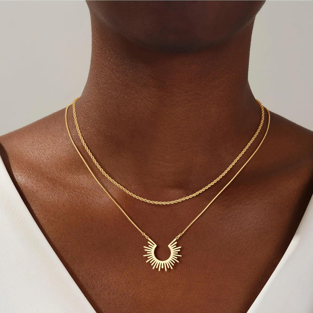 European And American Style Simple Style Small Sun And Moon Necklace