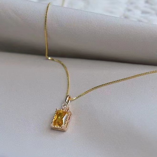 Fashion Personality Citrine Yellow Zircon Necklace