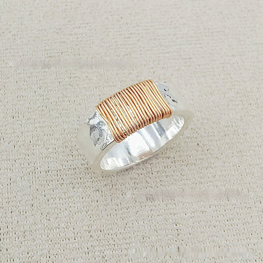 High-grade Vintage Ring Irregular Coil Simple Bracelet Wide Face Ring