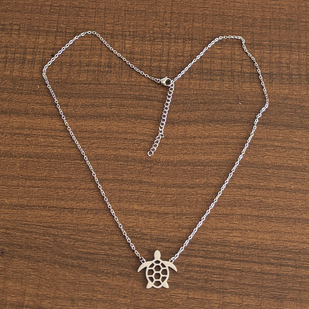 Simple Stainless Steel 18K Gold Plating Colorfast Hollow Turtle Necklace